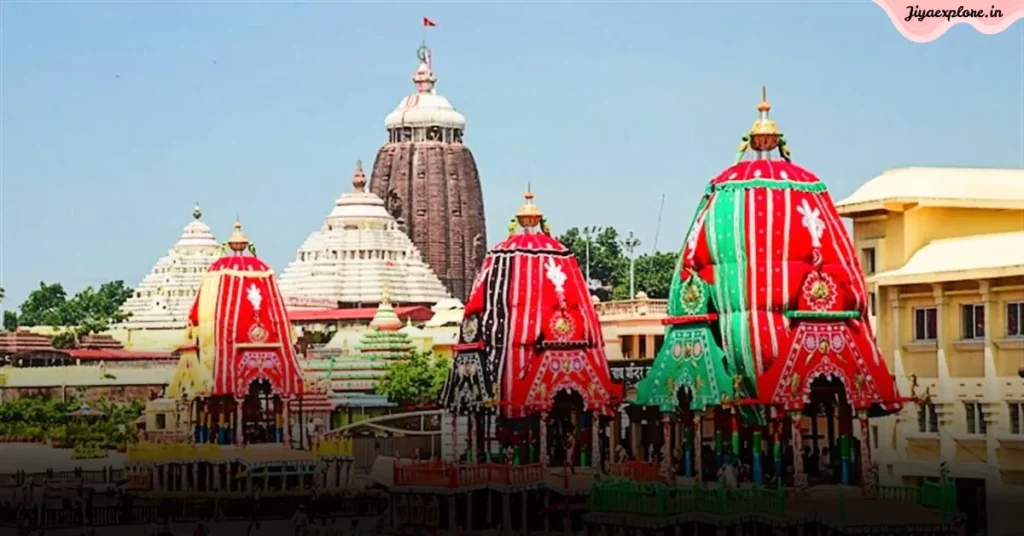 भारत के ये 7 रहस्यमयी मंदिर नहीं, कोई सुपरनैचुरल मिस्ट्री हैं! क्या इंसानों ने बनाए भी थे? 1 रहस्यमयी मंदिर